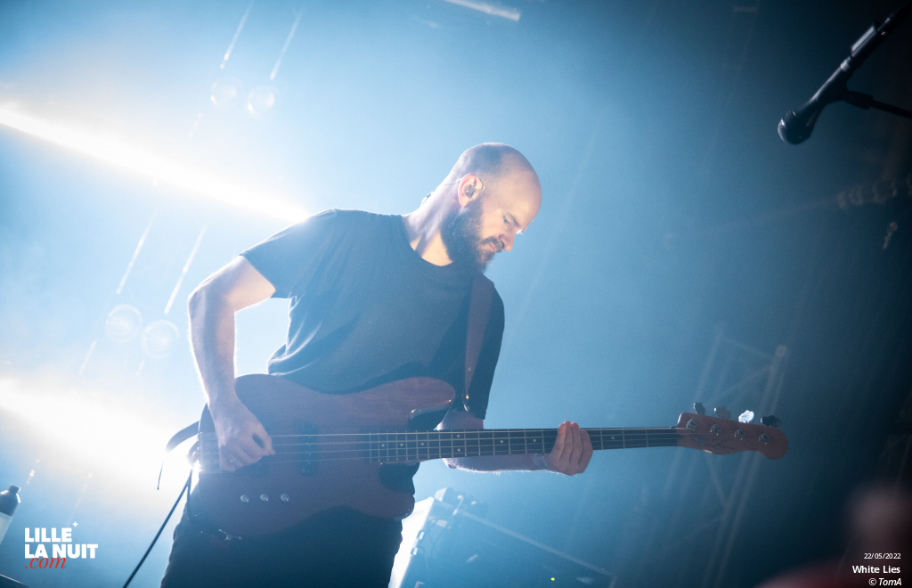 White Lies + Charming Liars au Grand Mix de Tourcoing en live - photo n°16