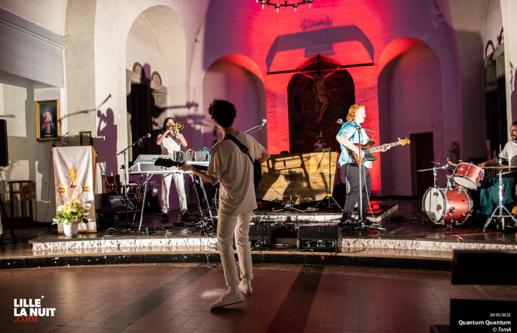 Quantum Quantum à l’Eglise St Louis de Rouvroy en live - photo n°10