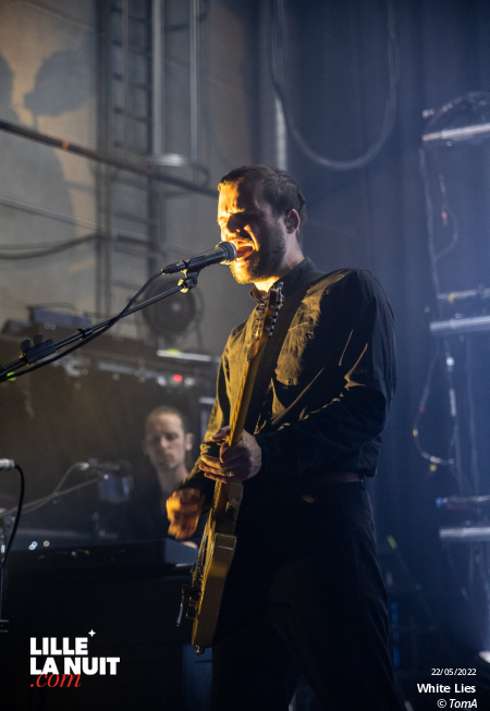 White Lies + Charming Liars au Grand Mix de Tourcoing en live - photo n°15