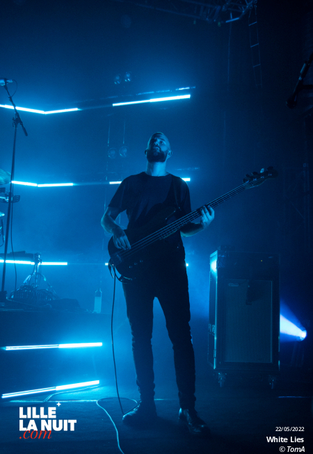 White Lies + Charming Liars au Grand Mix de Tourcoing en live - photo n°4