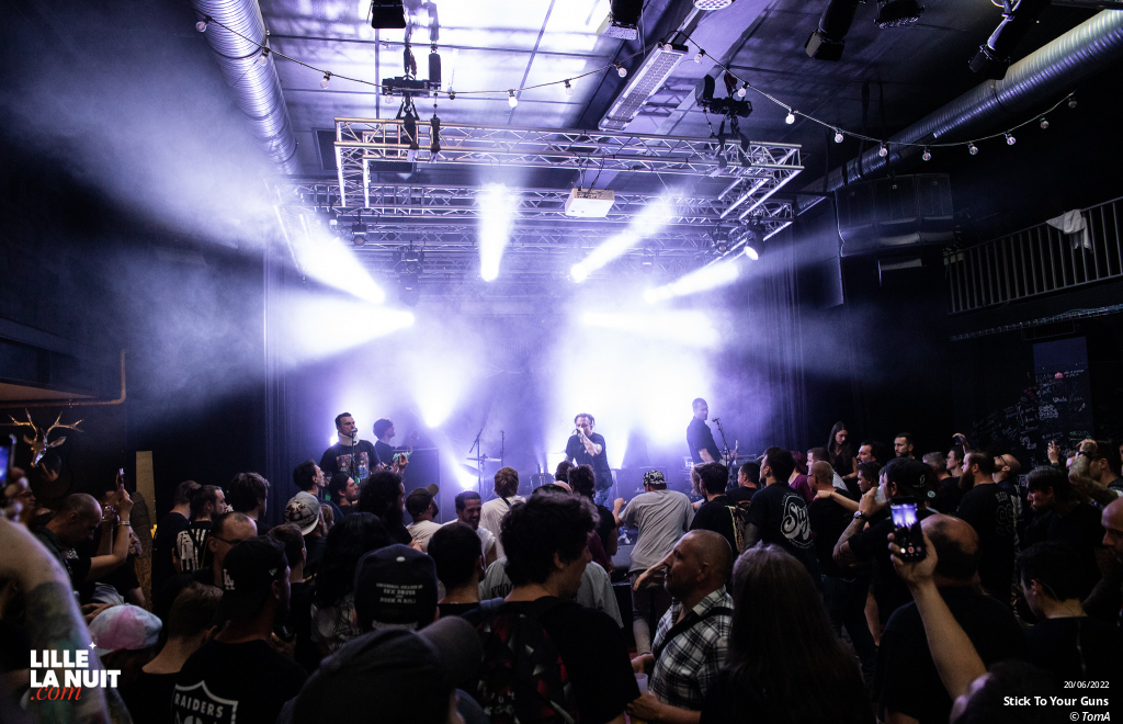 Stick to Your Guns + One Step Closer au Black Lab en live - photo n°17