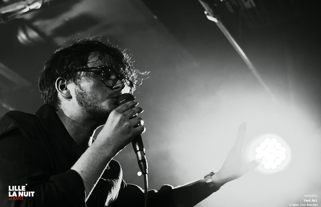 Yard Act + Unschooling à l’Aéronef de Lille en live - photo n°10