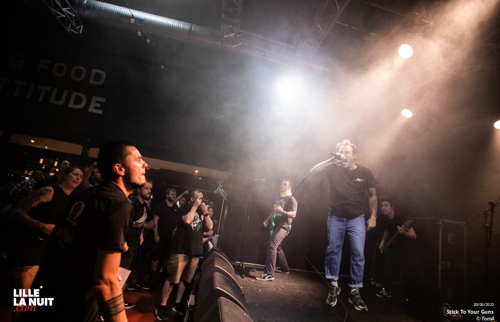 Stick to Your Guns + One Step Closer au Black Lab en live - photo n°14