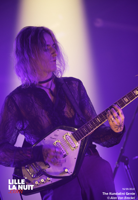 Strawberry Fest – Jour 1 : Tess Parks + The Spyrals + The Kandalini Genie + Quantum Quantum à la Maison Folie Moulins en live - photo n°3