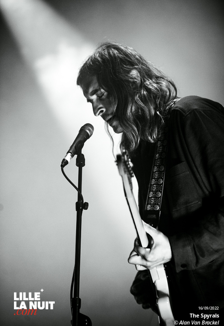 Strawberry Fest – Jour 1 : Tess Parks + The Spyrals + The Kandalini Genie + Quantum Quantum à la Maison Folie Moulins en live - photo n°12