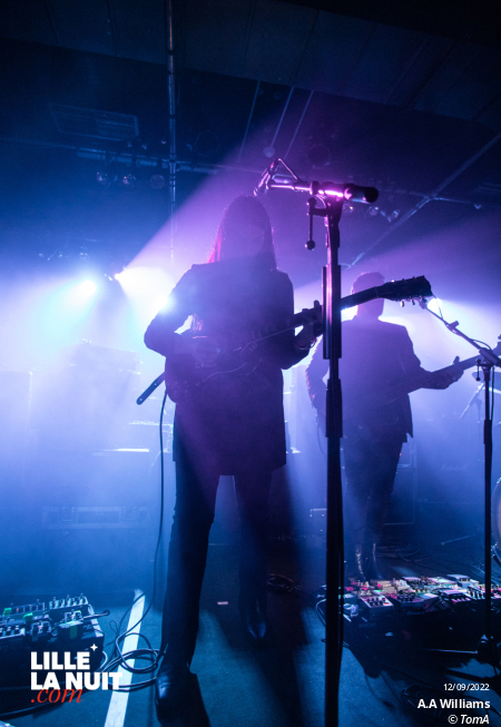 Mono + A.A. Williams à L’Aéronef en live - photo n°2