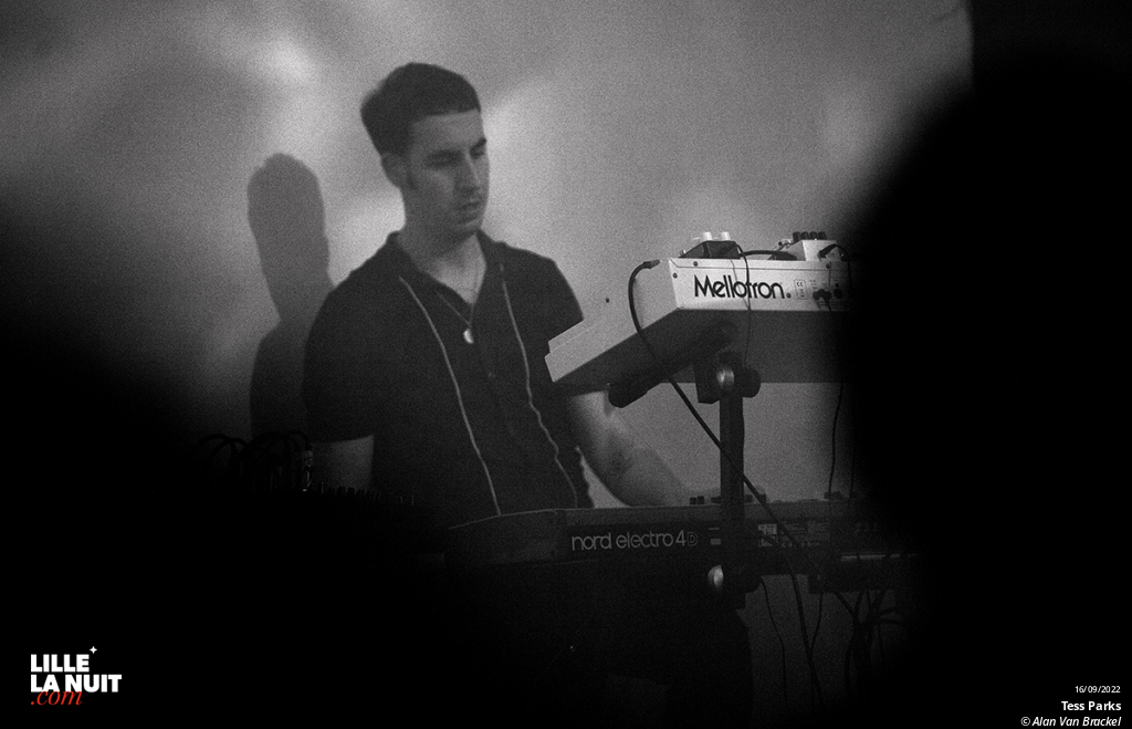 Strawberry Fest – Jour 1 : Tess Parks + The Spyrals + The Kandalini Genie + Quantum Quantum à la Maison Folie Moulins en live - photo n°12