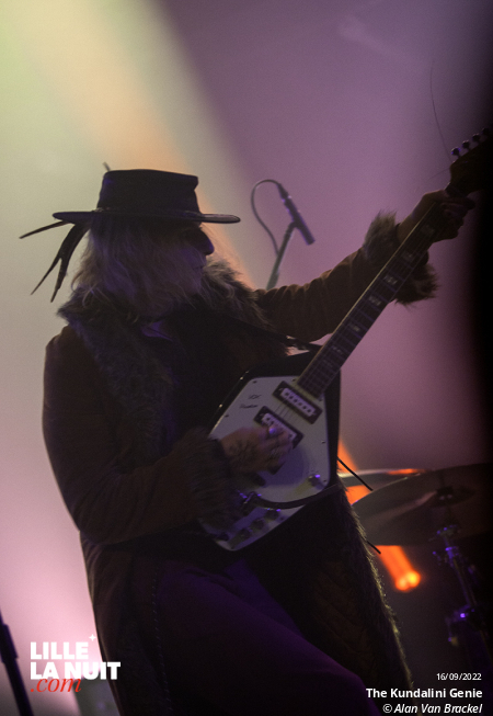 Strawberry Fest – Jour 1 : Tess Parks + The Spyrals + The Kandalini Genie + Quantum Quantum à la Maison Folie Moulins en live - photo n°1