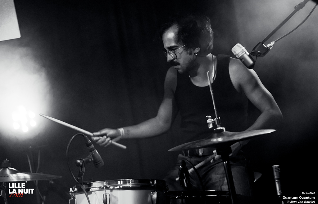 Strawberry Fest – Jour 1 : Tess Parks + The Spyrals + The Kandalini Genie + Quantum Quantum à la Maison Folie Moulins en live - photo n°12