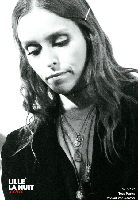 Strawberry Fest – Jour 1 : Tess Parks + The Spyrals + The Kandalini Genie + Quantum Quantum à la Maison Folie Moulins en live - photo n°1