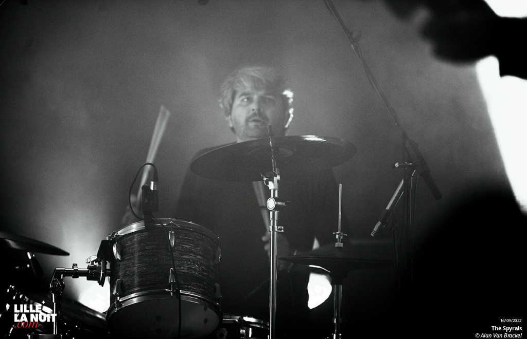 Strawberry Fest – Jour 1 : Tess Parks + The Spyrals + The Kandalini Genie + Quantum Quantum à la Maison Folie Moulins en live - photo n°14