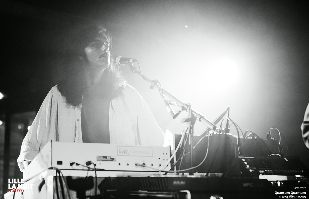 Strawberry Fest – Jour 1 : Tess Parks + The Spyrals + The Kandalini Genie + Quantum Quantum à la Maison Folie Moulins en live - photo n°2