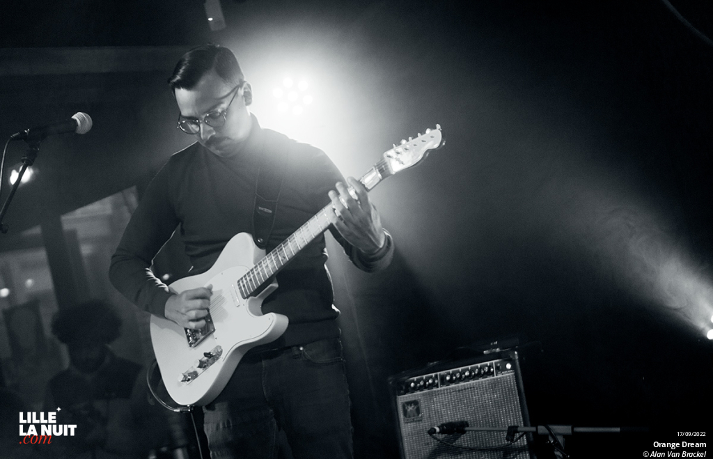 Strawberry Fest – Jour 2 : Black Market Karma + Hoover III + Acid Tongue + Orange Dream à la Maison Folie Moulins en live - photo n°11