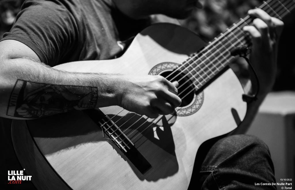 Les Contes De Nulle Part + Manic Maya au Caf&Diskaire en live - photo n°3