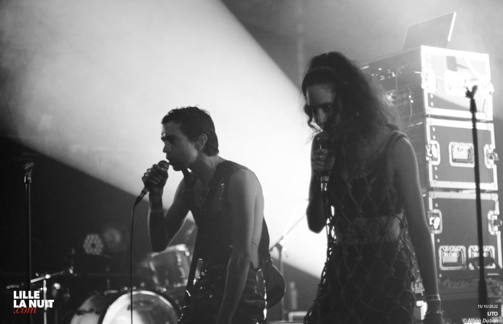 Fishbach + UTO au Grand Mix en live - photo n°1