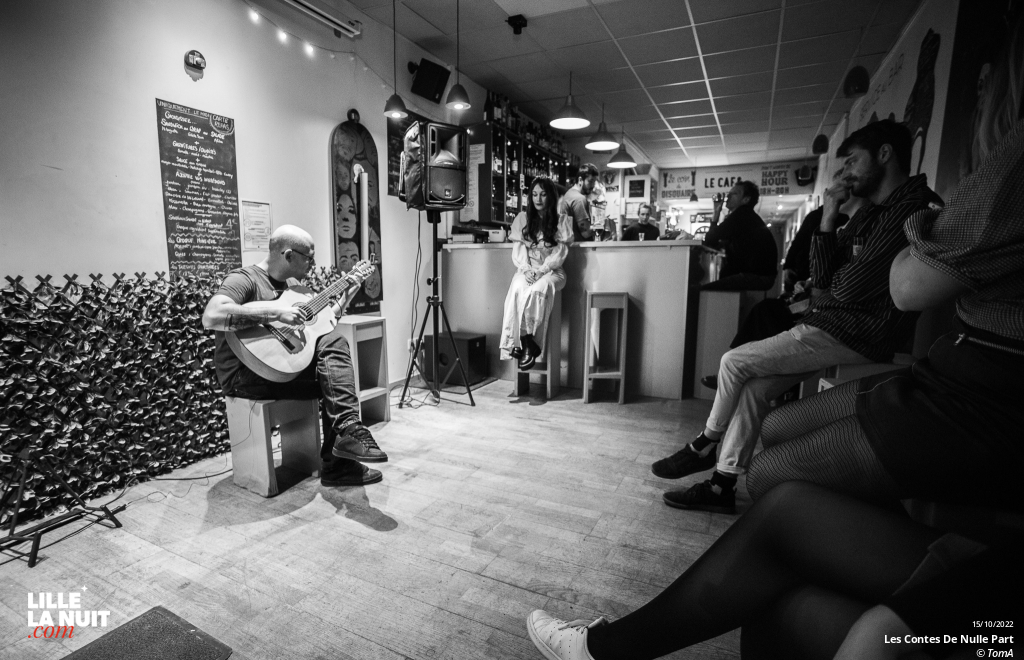Les Contes De Nulle Part + Manic Maya au Caf&Diskaire en live - photo n°2