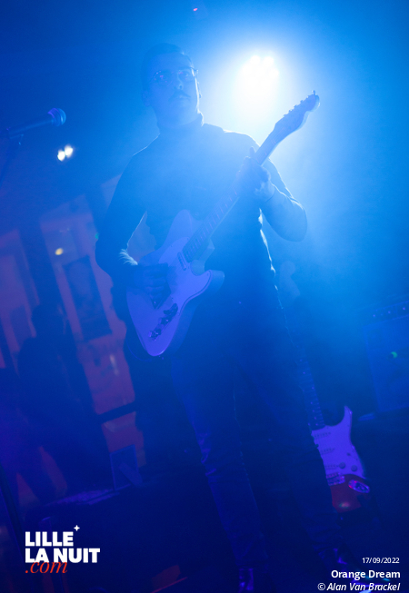 Strawberry Fest – Jour 2 : Black Market Karma + Hoover III + Acid Tongue + Orange Dream à la Maison Folie Moulins en live - photo n°5