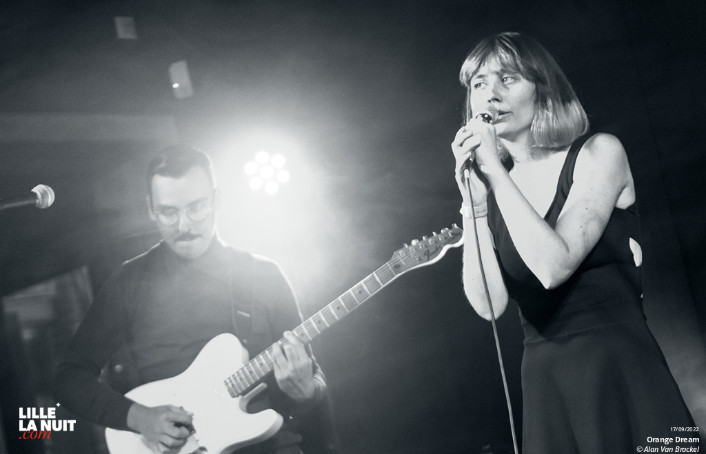 Strawberry Fest – Jour 2 : Black Market Karma + Hoover III + Acid Tongue + Orange Dream à la Maison Folie Moulins en live - photo n°16