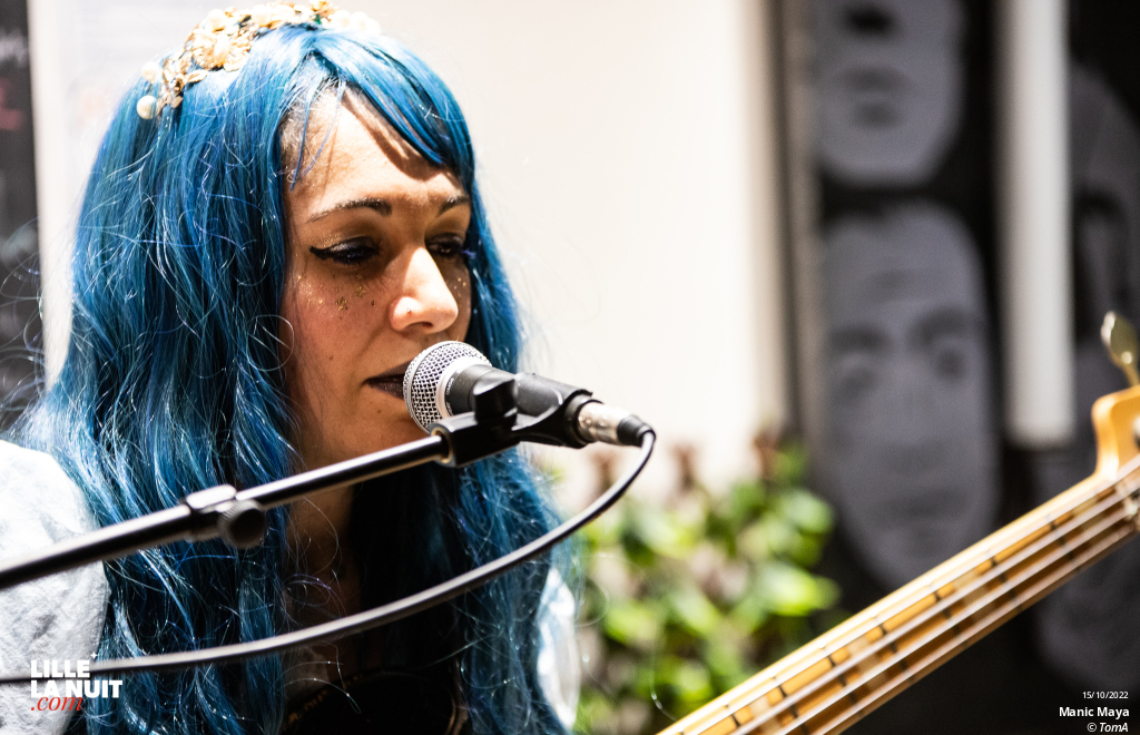 Les Contes De Nulle Part + Manic Maya au Caf&Diskaire en live - photo n°4