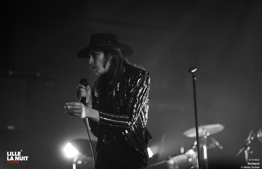 Fishbach + UTO au Grand Mix en live - photo n°3