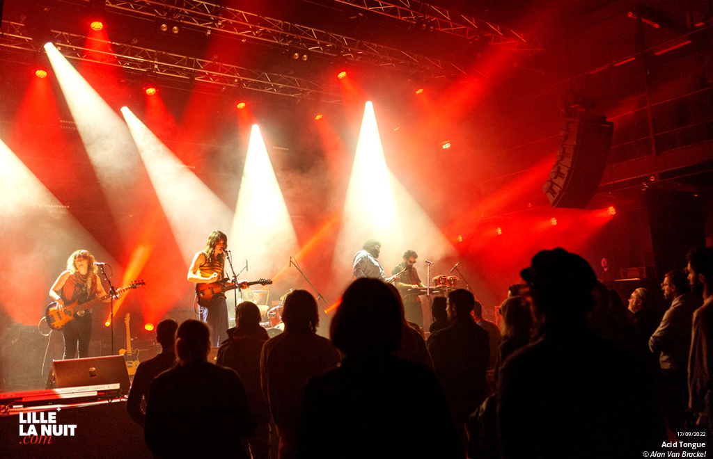 Strawberry Fest – Jour 2 : Black Market Karma + Hoover III + Acid Tongue + Orange Dream à la Maison Folie Moulins en live - photo n°8