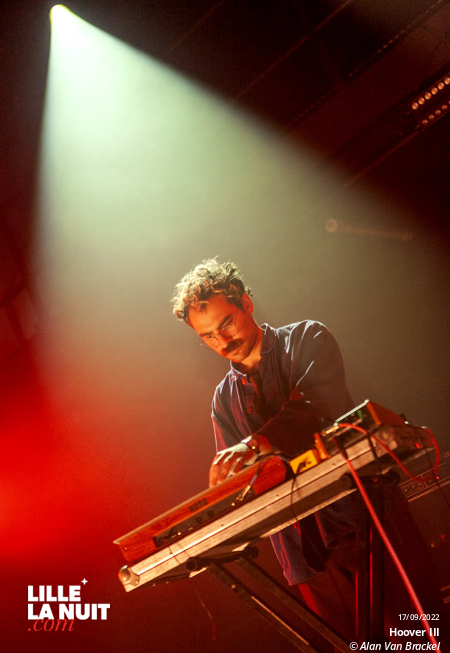 Strawberry Fest – Jour 2 : Black Market Karma + Hoover III + Acid Tongue + Orange Dream à la Maison Folie Moulins en live - photo n°1