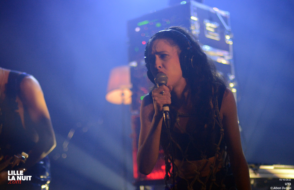 Fishbach + UTO au Grand Mix en live - photo n°3