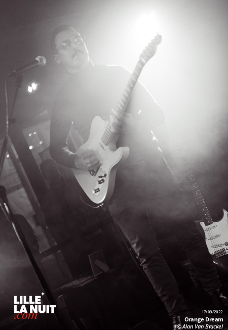 Strawberry Fest – Jour 2 : Black Market Karma + Hoover III + Acid Tongue + Orange Dream à la Maison Folie Moulins en live - photo n°7