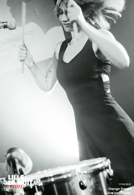 Strawberry Fest – Jour 2 : Black Market Karma + Hoover III + Acid Tongue + Orange Dream à la Maison Folie Moulins en live - photo n°4