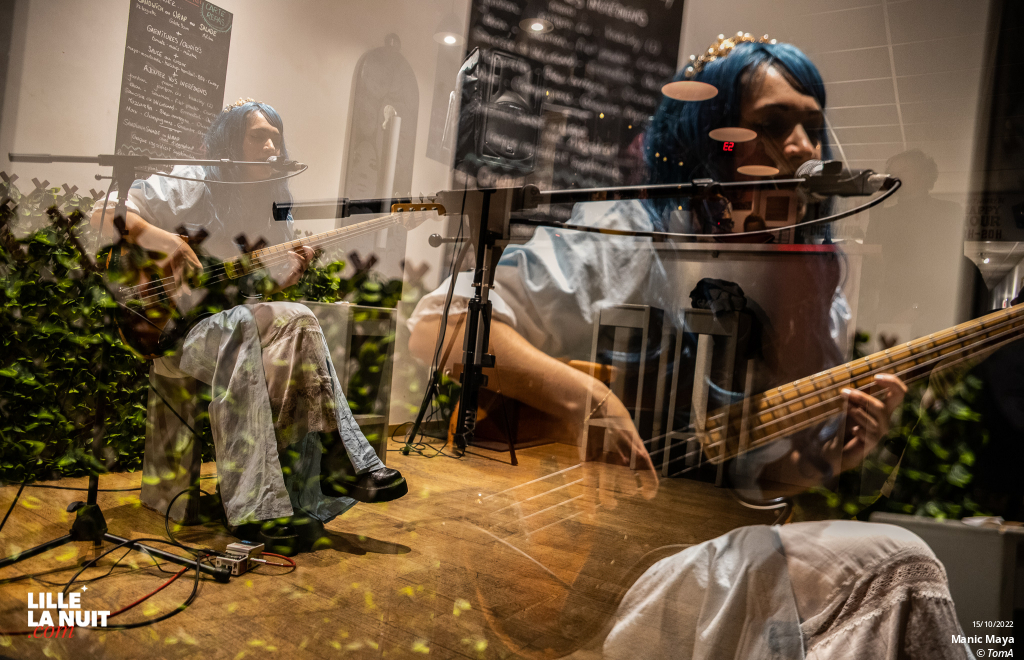 Les Contes De Nulle Part + Manic Maya au Caf&Diskaire en live - photo n°6