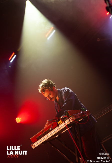 Strawberry Fest – Jour 2 : Black Market Karma + Hoover III + Acid Tongue + Orange Dream à la Maison Folie Moulins en live - photo n°5