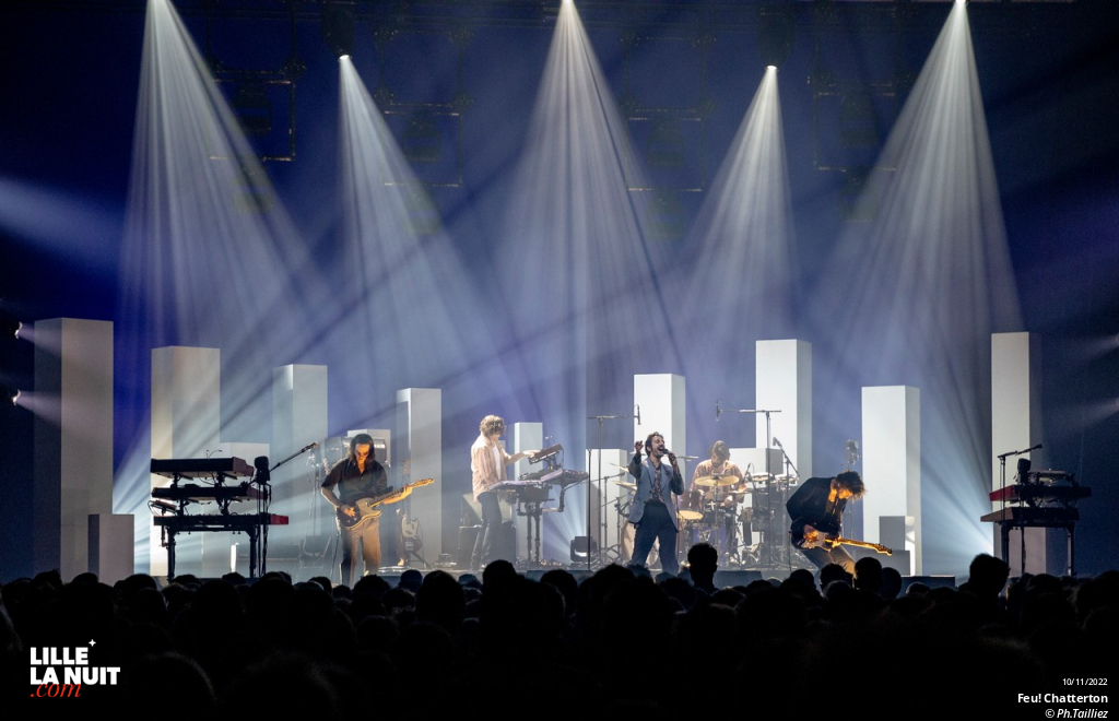 Feu! Chatterton + Trente au Zénith de Lille en live - photo n°10