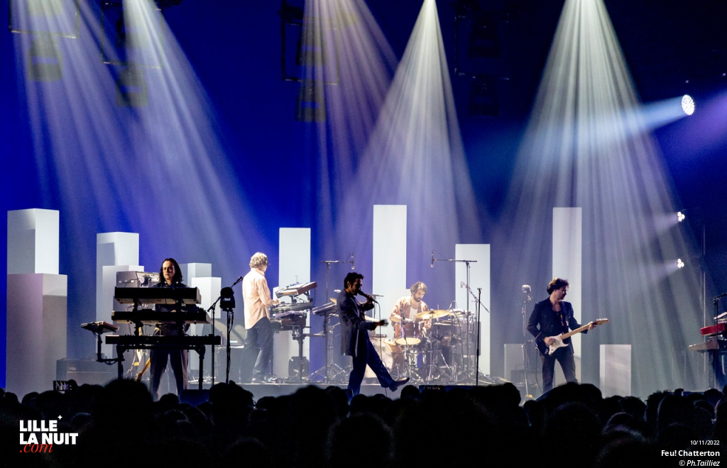 Feu! Chatterton + Trente au Zénith de Lille en live - photo n°17