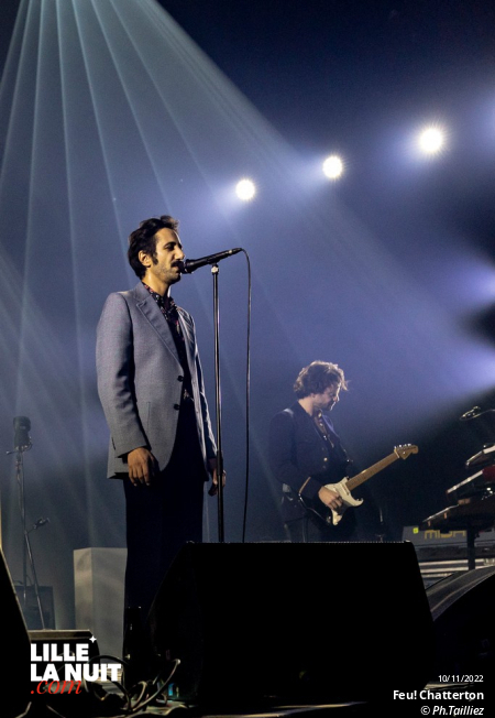 Feu! Chatterton + Trente au Zénith de Lille en live - photo n°23