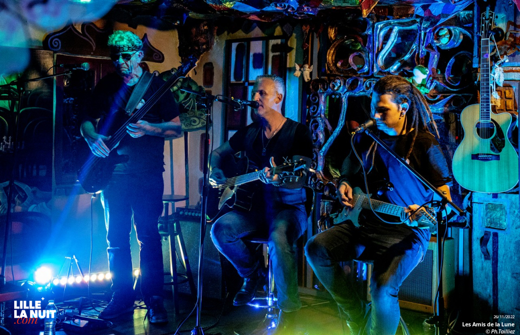 Les Amis de la Lune à l&rsquo;estaminet Des Mots à la bouche en live - photo n°1