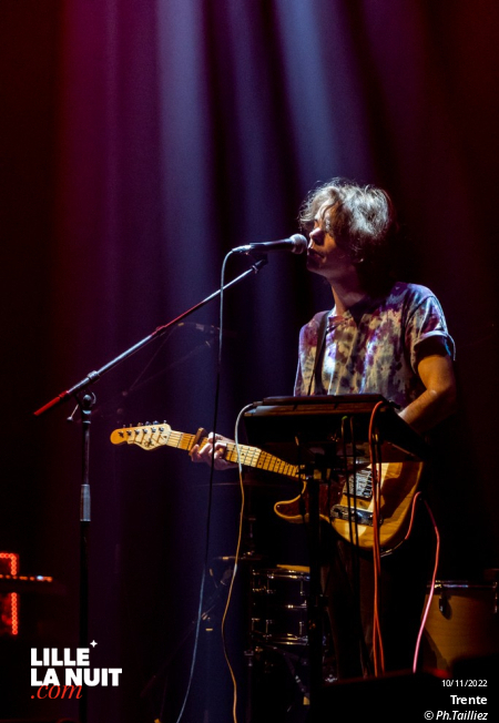 Feu! Chatterton + Trente au Zénith de Lille en live - photo n°2