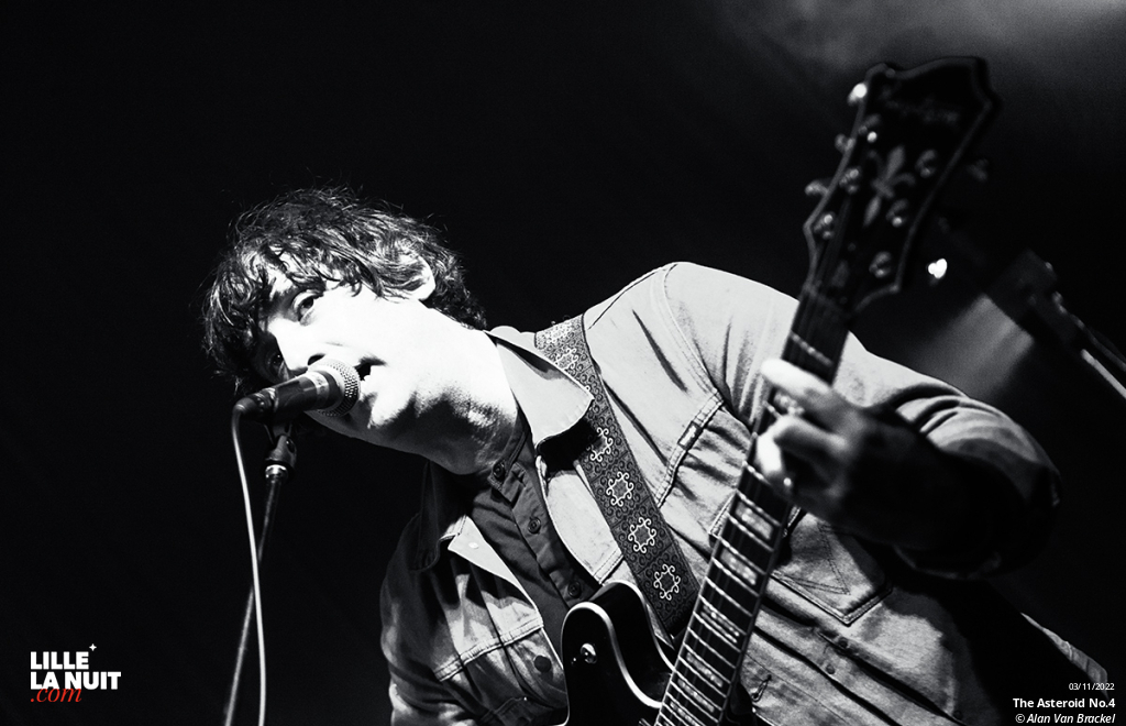 The Asteroid No.4 + Magic Shoppe à la Bulle Café en live - photo n°2