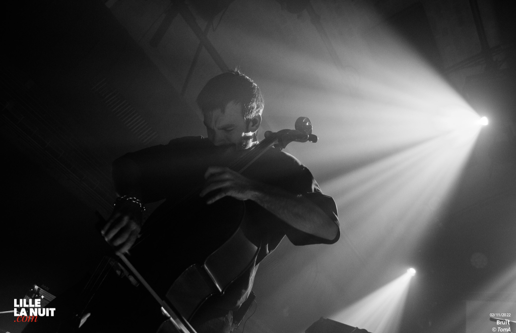 Bruit + Fall Of Messiah aux 4Ecluses à Dunkerque en live - photo n°18