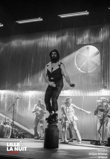 Cirque Alfonse au Colisée de Lens en live - photo n°1