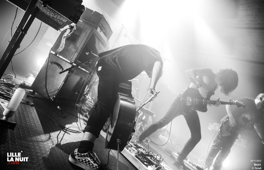 Bruit + Fall Of Messiah aux 4Ecluses à Dunkerque en live - photo n°4