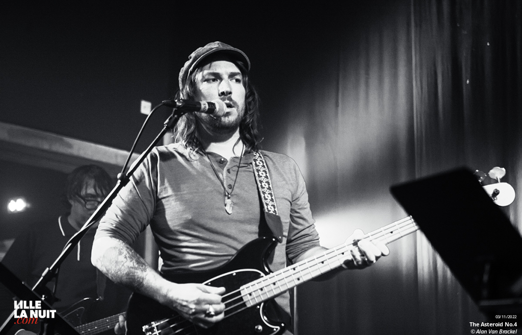 The Asteroid No.4 + Magic Shoppe à la Bulle Café en live - photo n°5