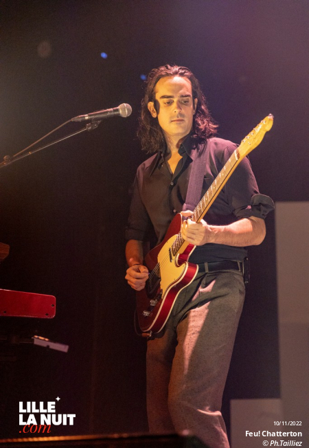 Feu! Chatterton + Trente au Zénith de Lille en live - photo n°14
