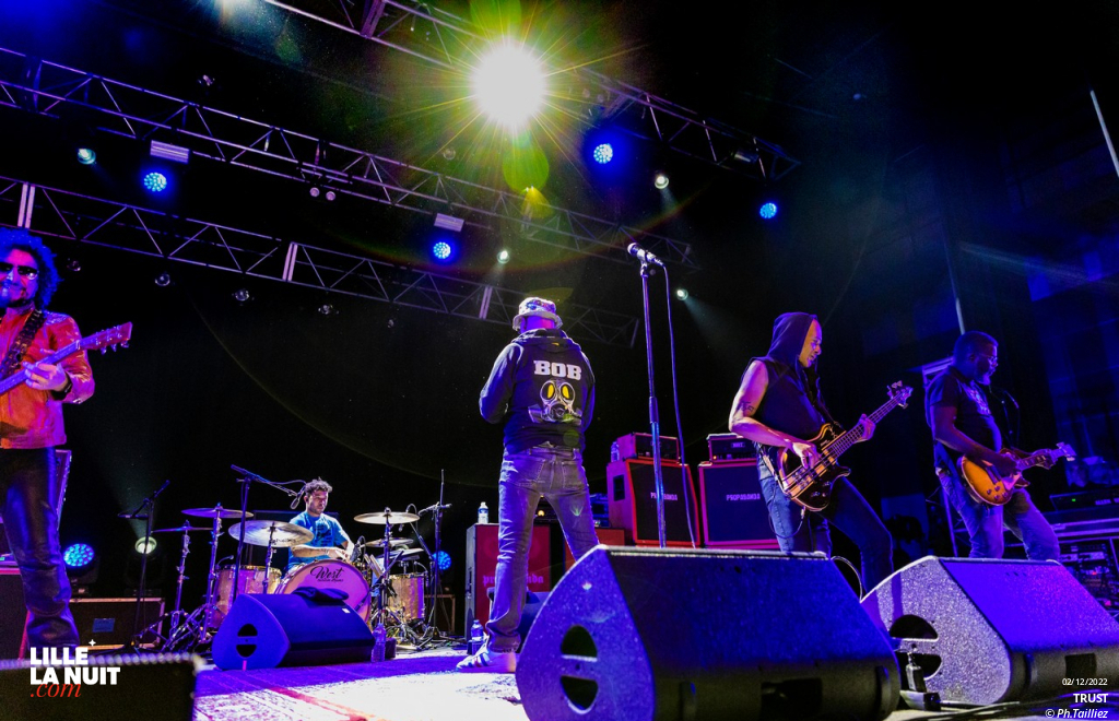 TRUST à l’Aéronef de Lille en live - photo n°15