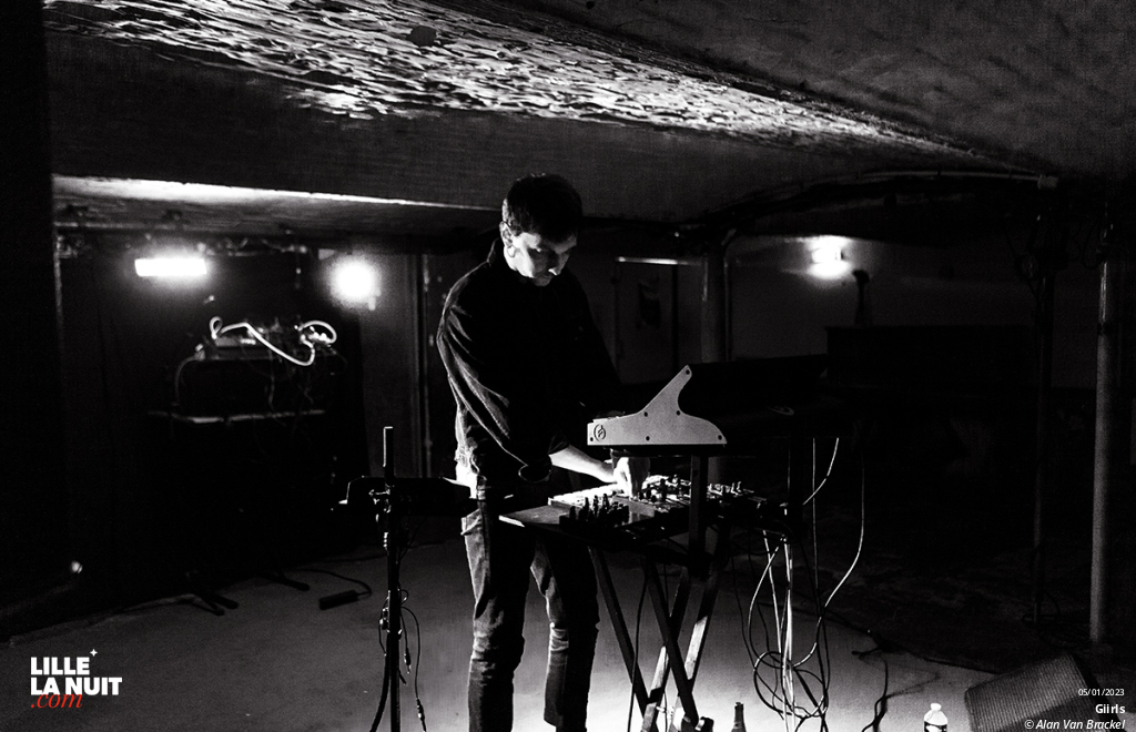 Vague de froid : Modern Men + Giirls + The Log Equation à la Malterie de Lille en live - photo n°1