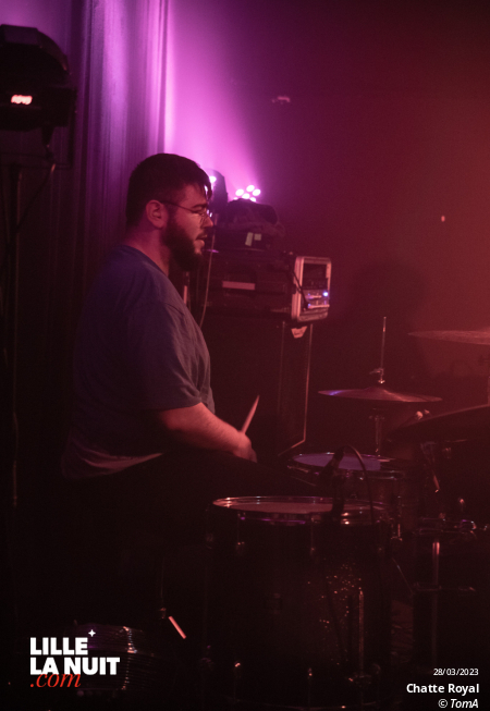 Chatte Royal + Poly-Math à la Bulle Café en live - photo n°18