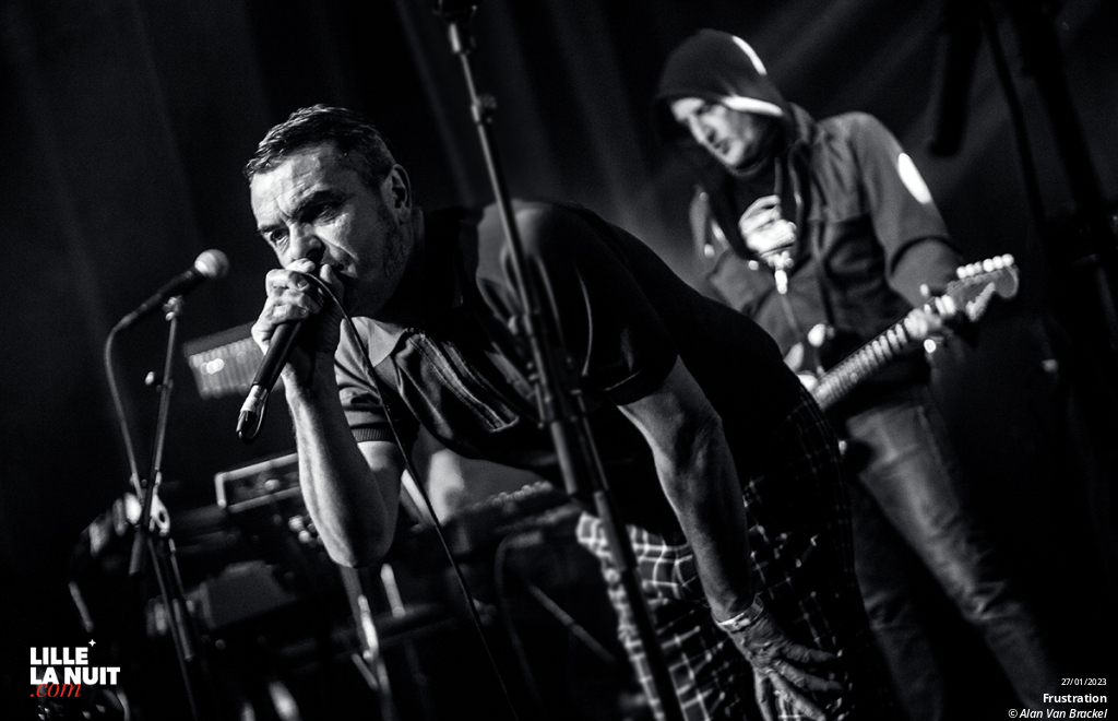 Frustration + Sang Froid + Bastaa! + Mute Selector au Black Lab de Wasquehal en live - photo n°14
