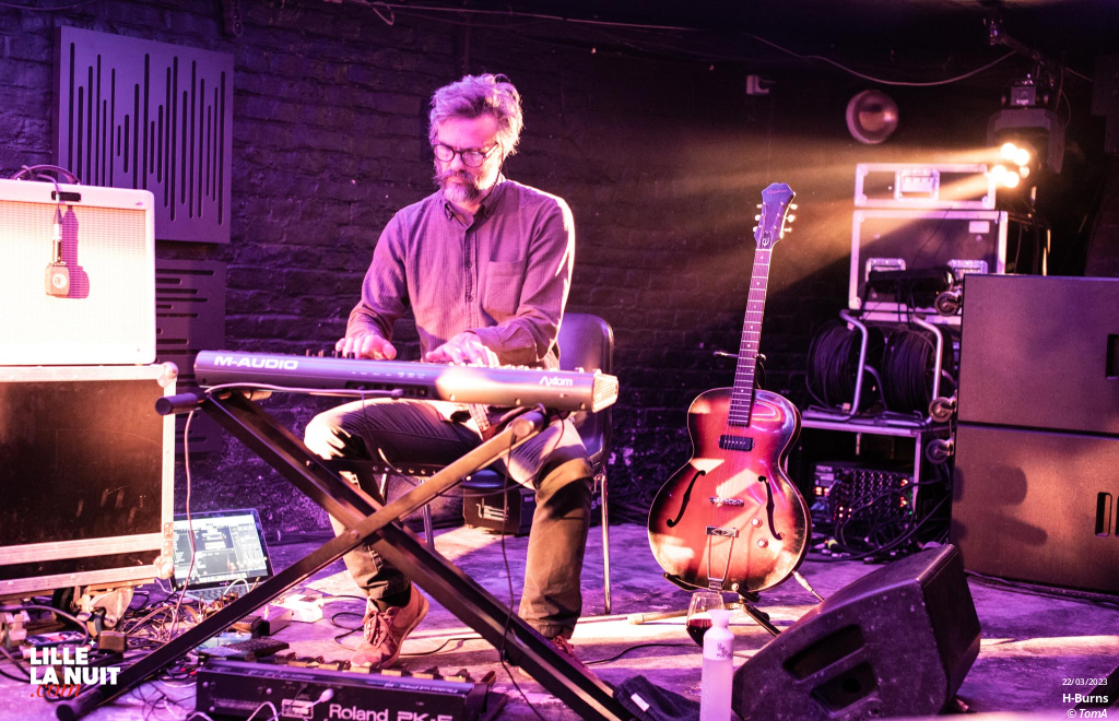 H-Burns en duo pour la Sunset Party à la Cave aux Poètes en live - photo n°2