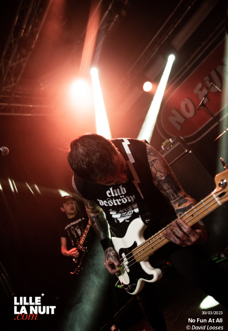 Skate or Die : No Fun At All + Burning Heads + Jodie Faster au Black Lab en live - photo n°7
