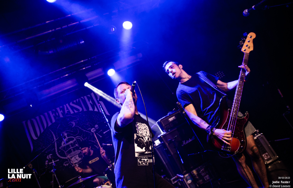 Skate or Die : No Fun At All + Burning Heads + Jodie Faster au Black Lab en live - photo n°3