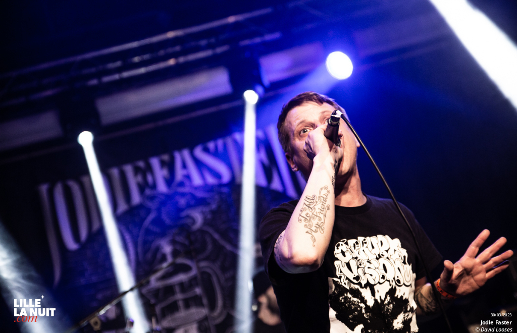 Skate or Die : No Fun At All + Burning Heads + Jodie Faster au Black Lab en live - photo n°6